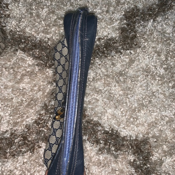 Gucci bag - Picture 5 of 11